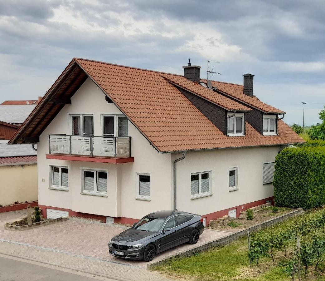 Ferienwohnung Am Schoosberg, Niederkirchen Bei Deidesheim Exteriör bild
